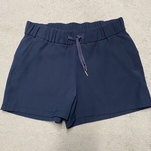 Lululemon On The Fly Short Woven Womens 6 Blue 2.5 Inseam Athleisure Casual